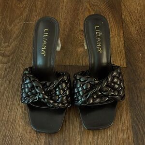 Women’s sandal heels size 7.5